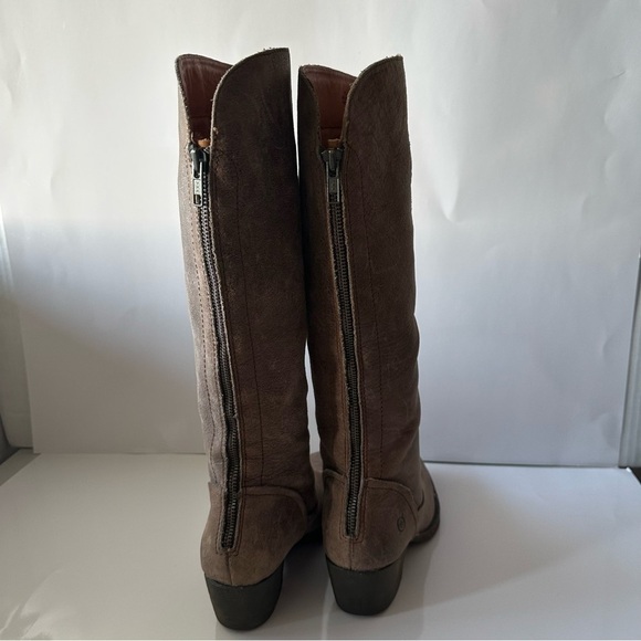 Born tall leather woman’s boots - Picture 5 of 8